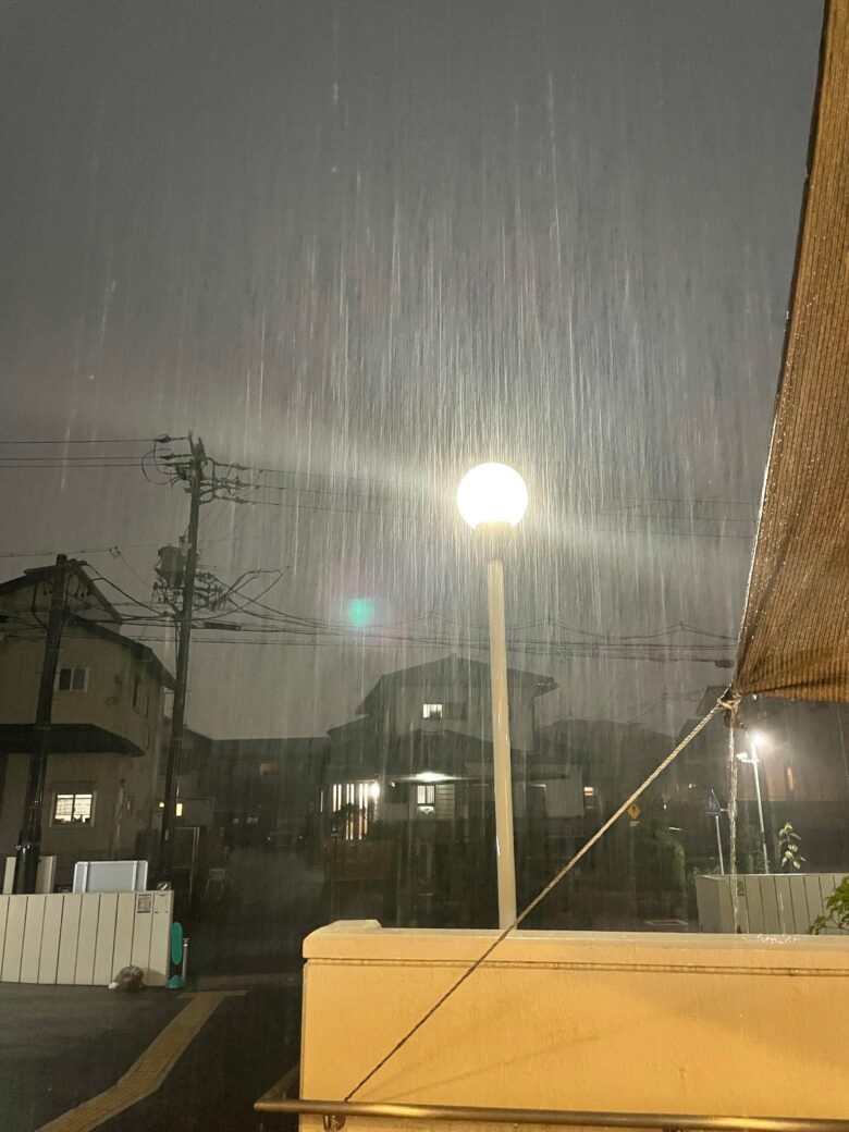 大雨の名古屋